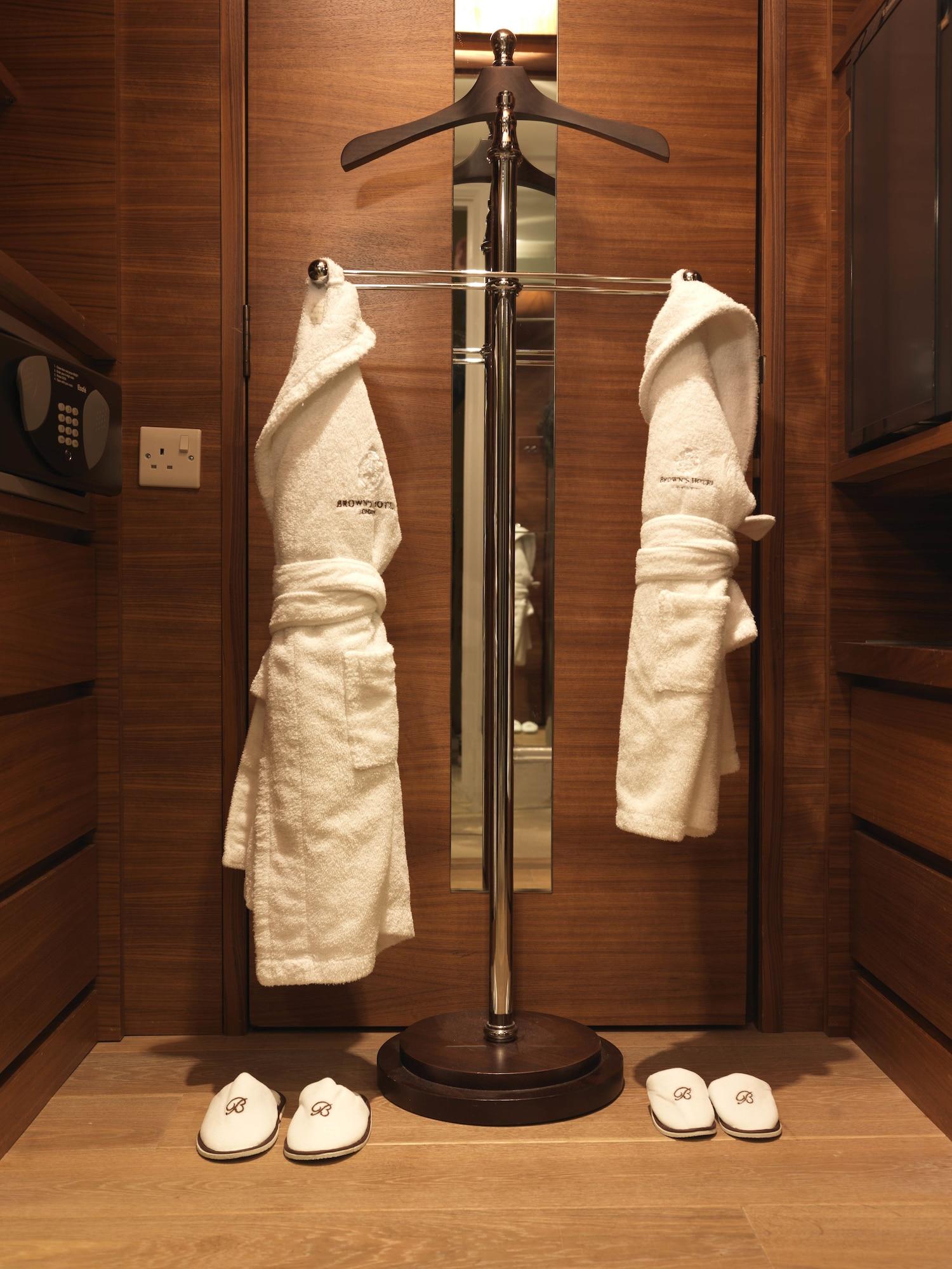 Brown'S Hotel, A Rocco Forte Hotel Londra Esterno foto