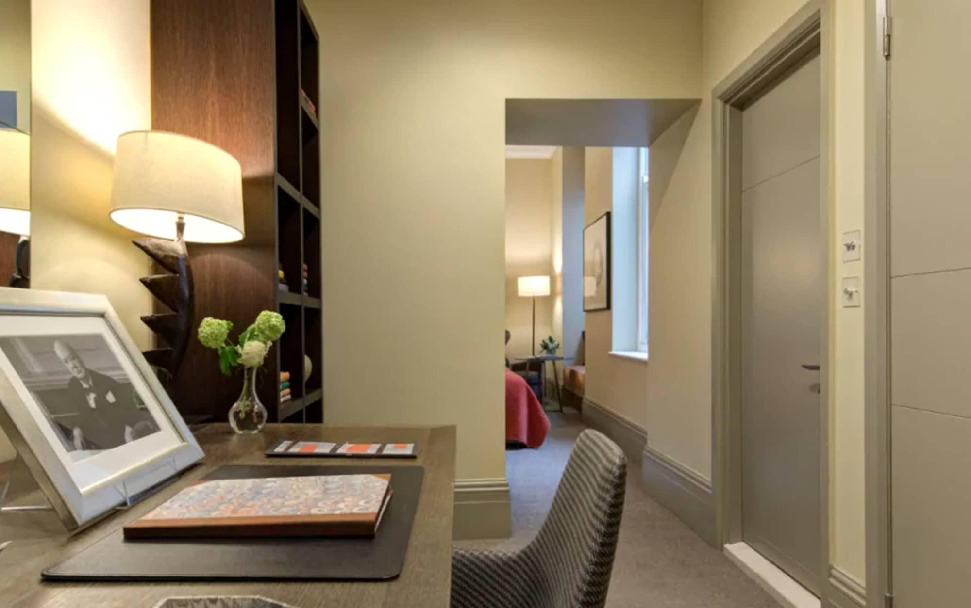 Brown'S Hotel, A Rocco Forte Hotel Londra Esterno foto